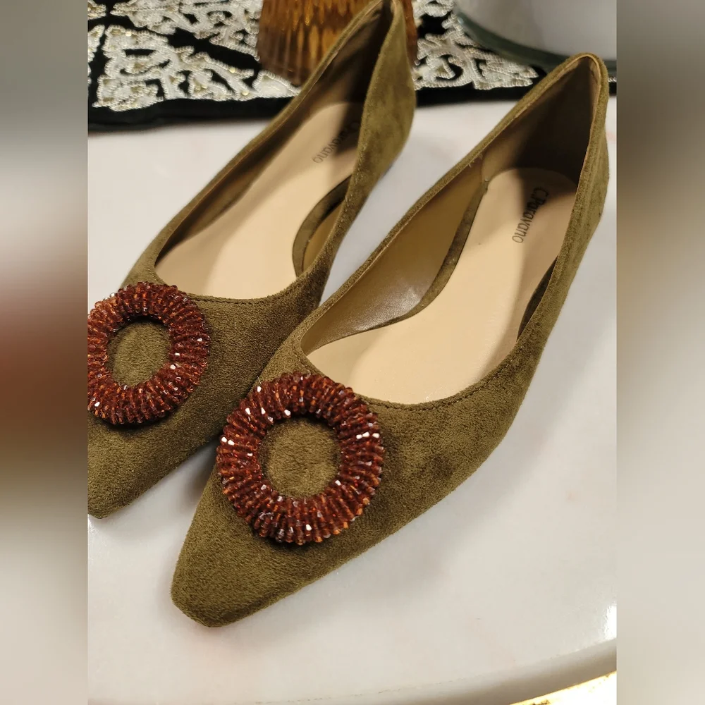 Sold Shoes - Picture 2 of 8